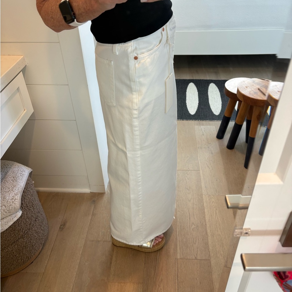 Closed ladies maxi denim skirt sz 25